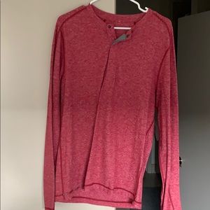 Red LuLuLemon men’s pullover
